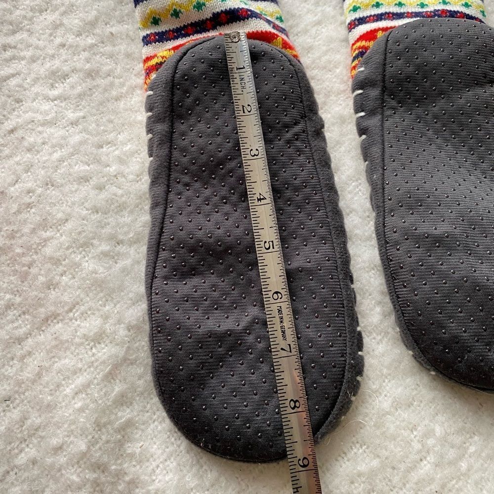 Knit Pattern Slipper Boots - Picture 2 of 6